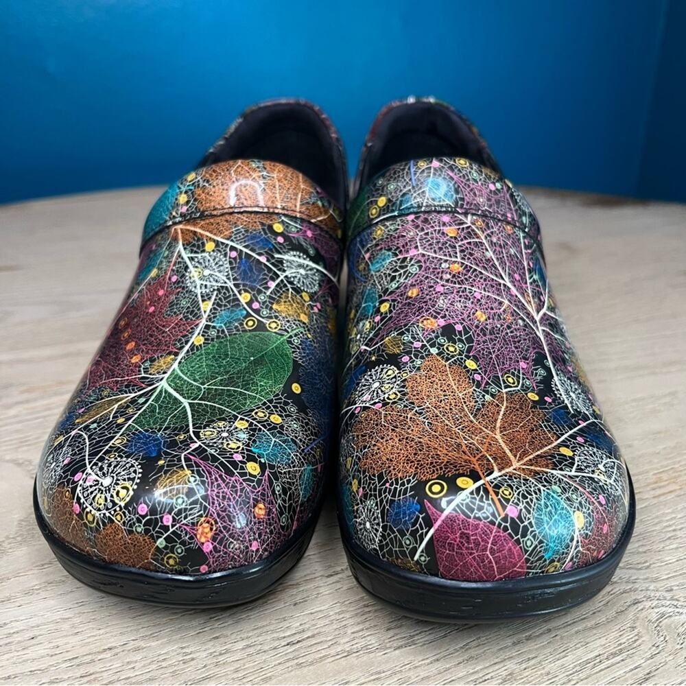 NWOT Klogs Portland Woodland Patent Leather Clog Slip Resistant Shoe Women’s 9 - Picture 5 of 10